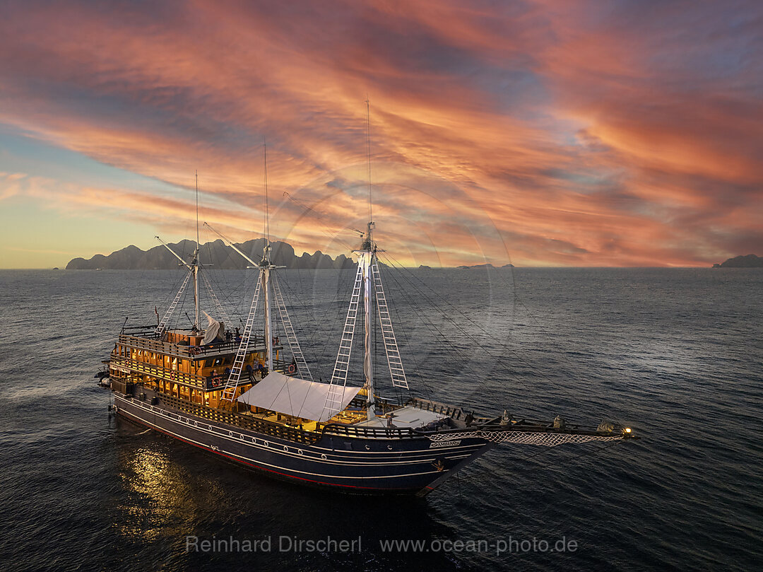 Amira Liveaboard, Raja Ampat, West Papua, Indonesia