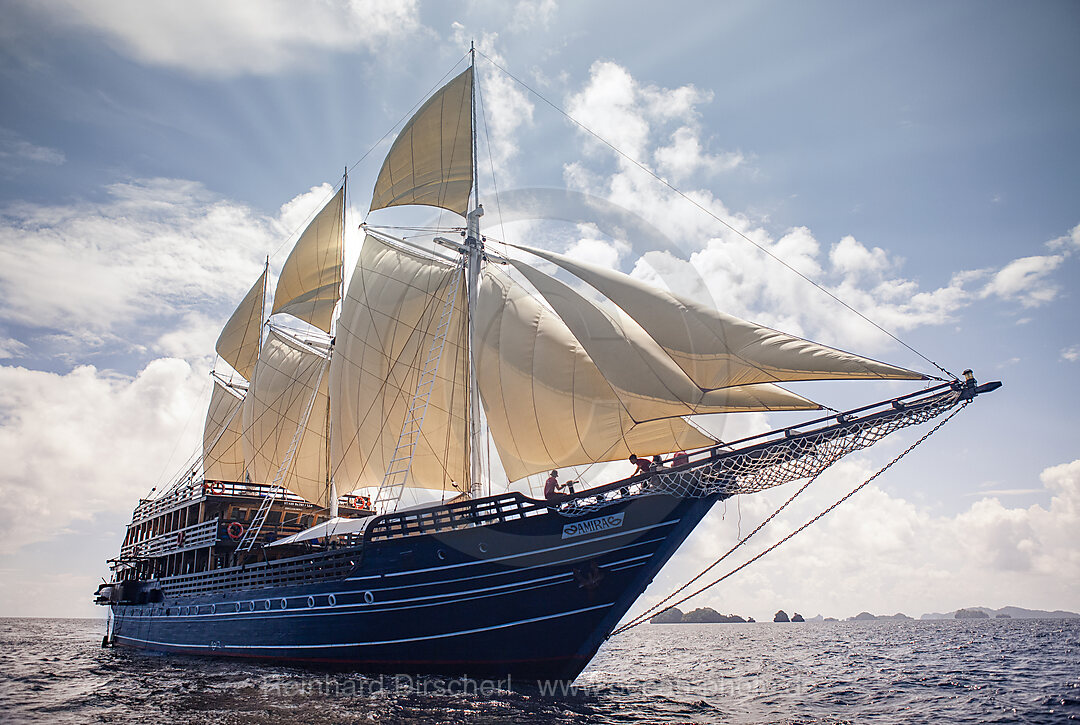 Amira Liveaboard, Raja Ampat, West Papua, Indonesia