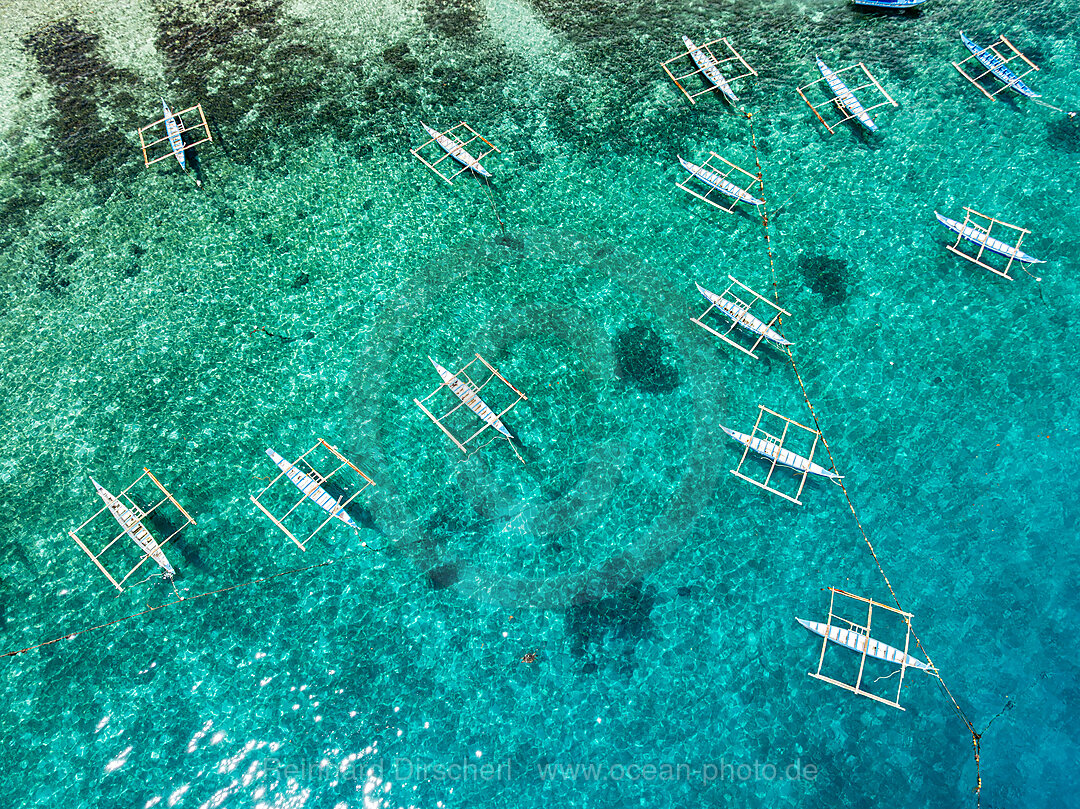 Philippine outrigger boat, Bangka, Loon, Bohol, Cebu Strait, Philippine Sea, Philippines