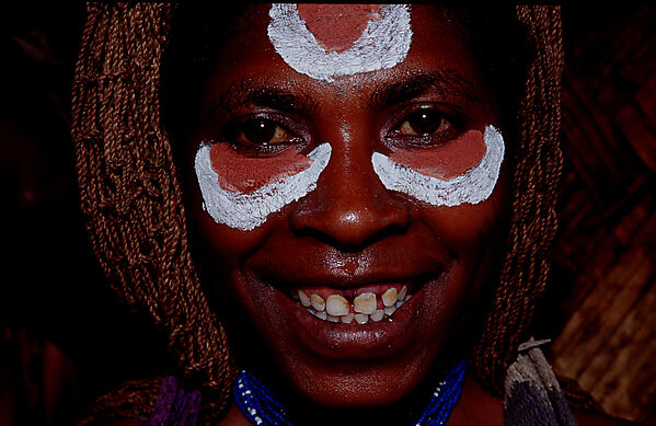 Huli woman