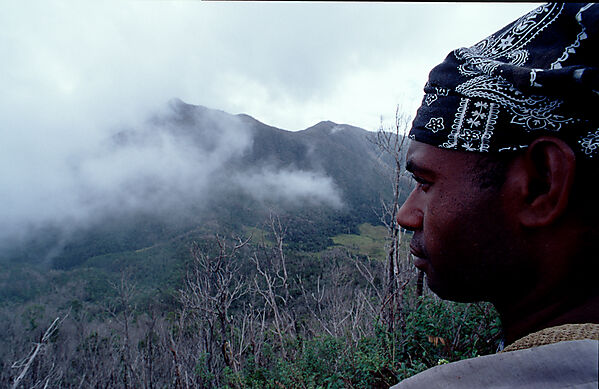 Huli guide at the mount Kerawa