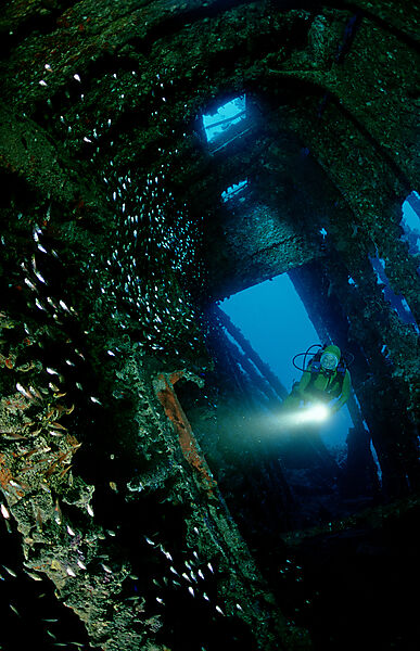 wreck and scuba diver, wreck diving