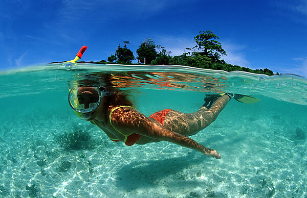 Skindiving, Skin diver, split image