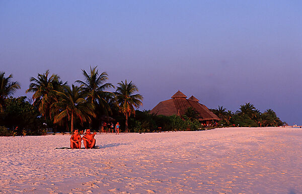 Touristen am Sandstrand