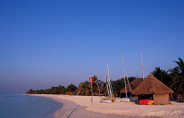 Malediveninsel Kuredu, Strand