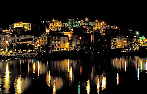 harbour in the night, Mošcenicka Draga