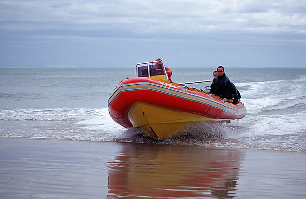 Beach launch with rubber dinghy