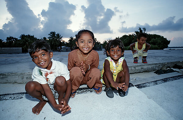 Maldivian children