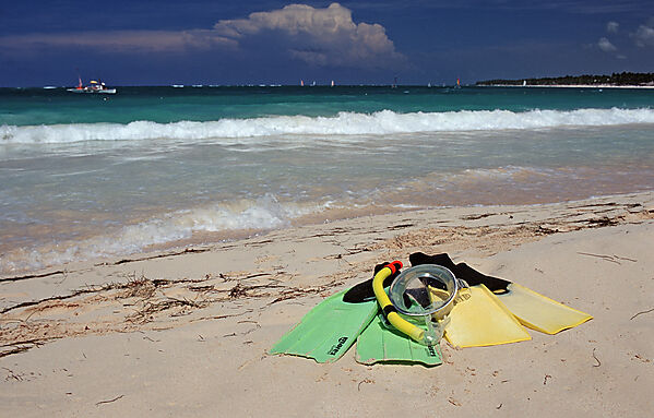 Fins and mask on the beach