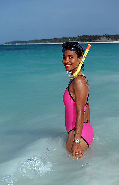 Schnorchlerin im Meer
