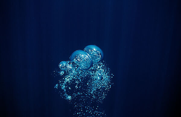Luftblasen im Wasser