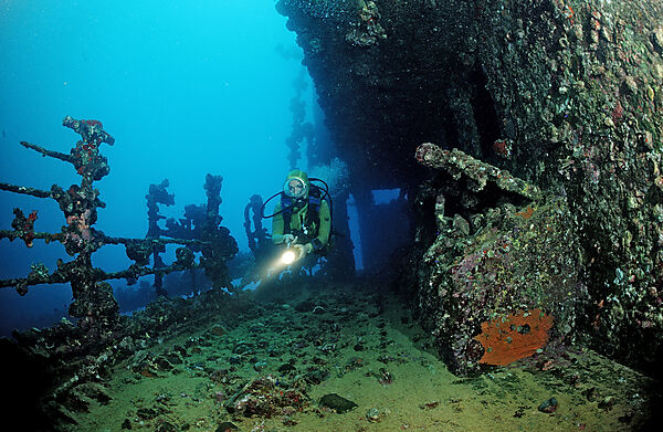 Scuba diver diving on Umbria shipwreck