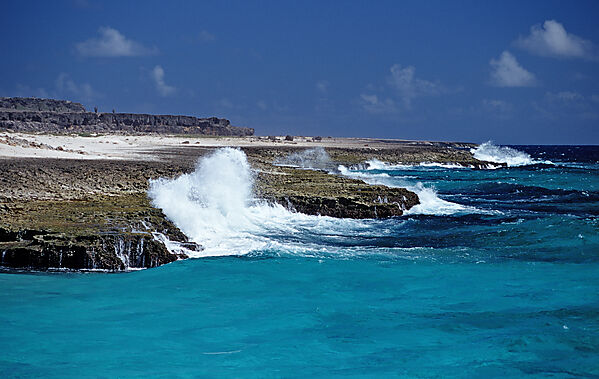 Playa Chikitu Coast