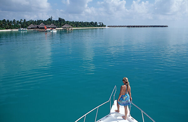 Woman on Bow in front of Island