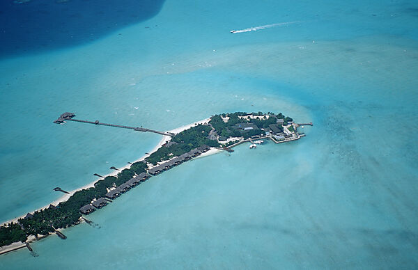Luftbild der Malediveninsel Taj Exotica