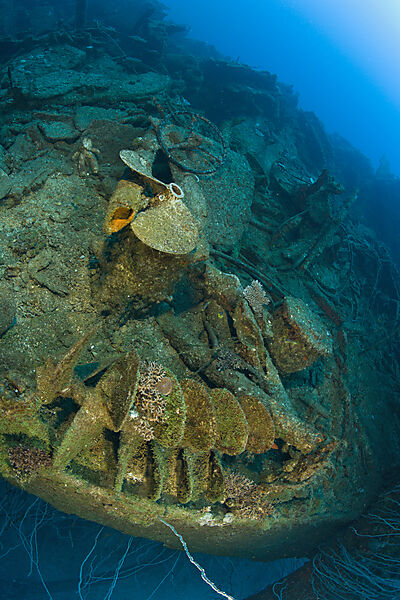 Maschinenteile und Turbinen auf de USS Carlisle