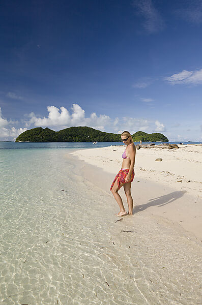 Strandspaziergang am Long Beach in den Rock Islands