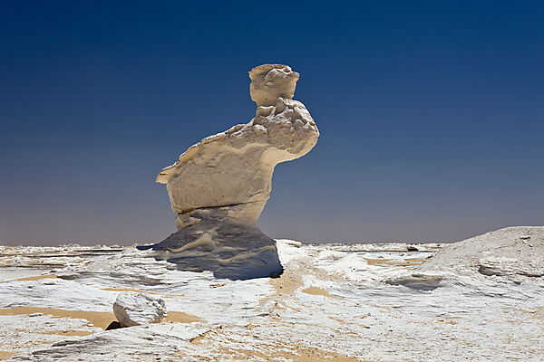 Formations and Figures of Lime Stone in White Desert National Park