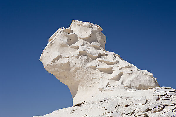 Figuren und Formationen aus Kalkstein in Nationalpark Weisse Wueste