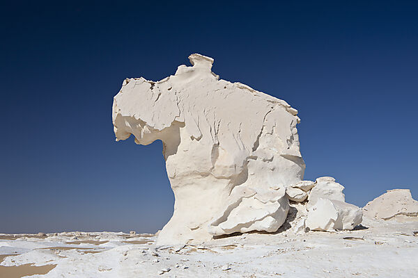 Figuren und Formationen aus Kalkstein in Nationalpark Weisse Wueste