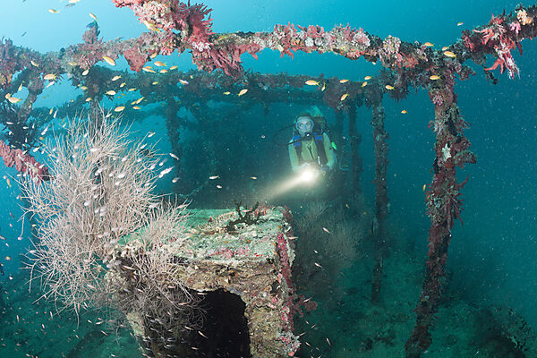 Aufbauten des Kuda Giri Wrack