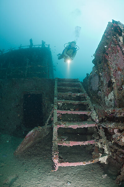 Stairs at Kuda Giri Wreck