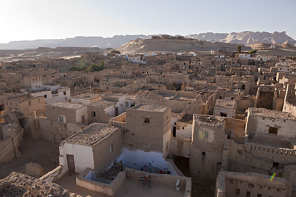 Blick auf Altstadt Al Qasr in Dakhla Oase