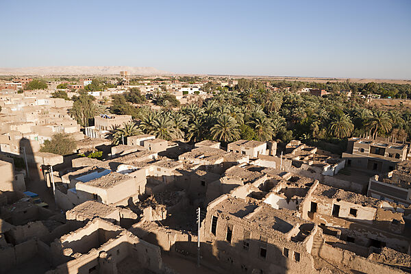 Blick auf Altstadt Al Qasr in Dakhla Oase