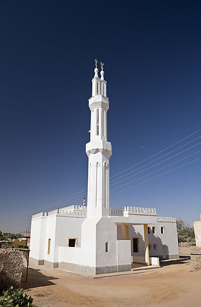 Neue Moschee von Al Qasr in Dakhla Oase
