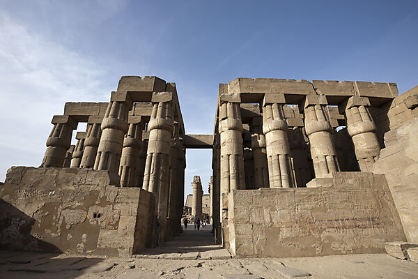 Saeulenhof von Luxor-Tempel