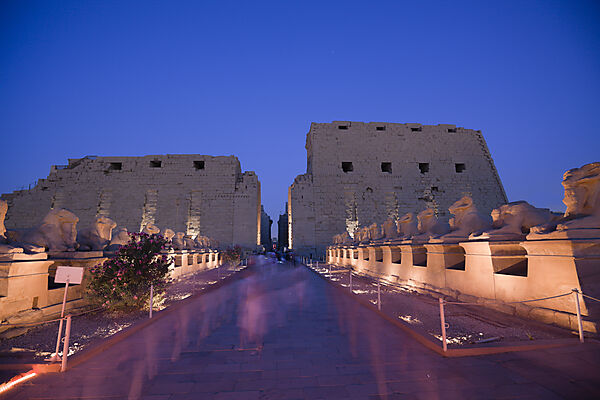 Ton und Licht Show in Karnak Tempel