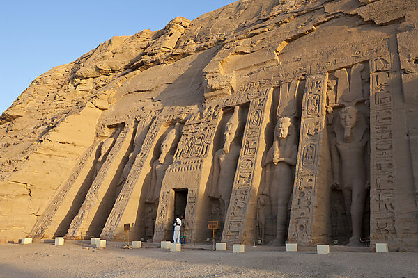 Kleiner Hathor Tempel der Nefertari