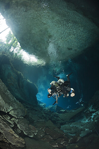Tauchen in Cenote Chac Mool
