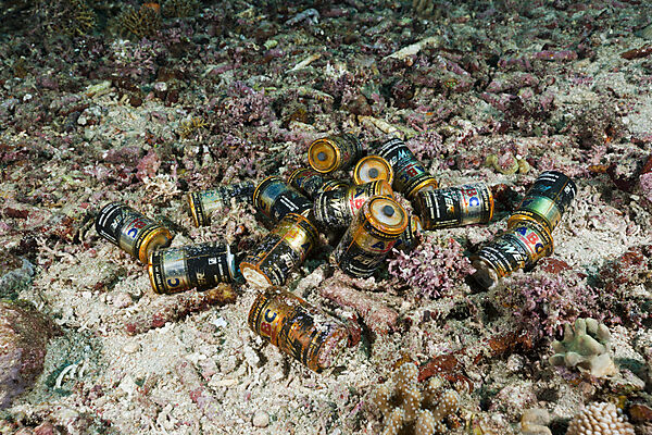 Batterien im Meer