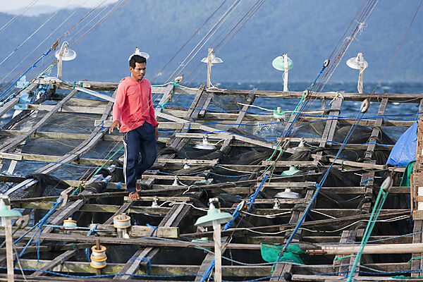Fishermen living on Fishing Platform called Bagan