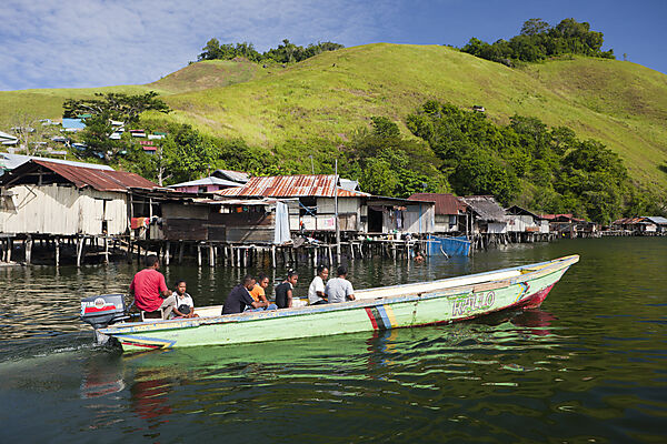 Bootsfahrt auf dem Sentani See