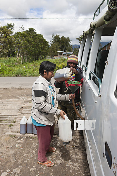 Typische Tankstelle in Wamena
