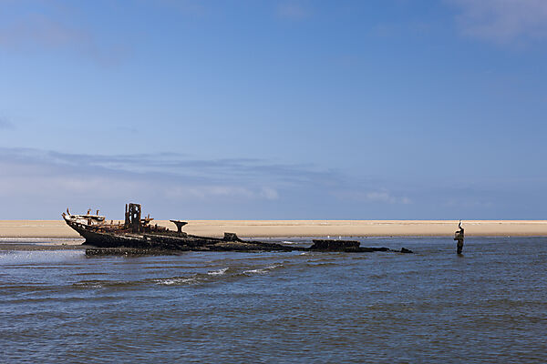 Wreck in Lagoon of Walvis Bay