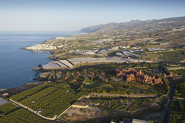 Hotel Facilities and Plantations in Southwest of Tenerife