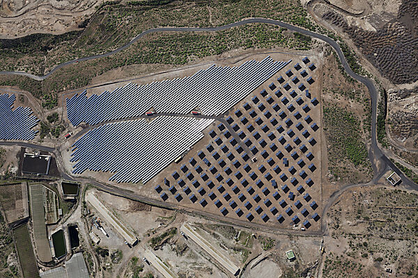 Luftaufnahme Solaranlagen bei El Poris