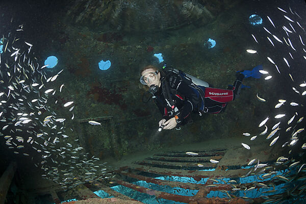 Taucher in der Jacques Cousteau Unterwasserstation Precontinent II, Shaab Rumi, Rotes Meer, Sudan