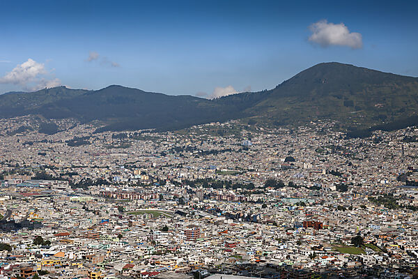 Blick auf die Hauptstadt Quito, Galapagos, Ecuador