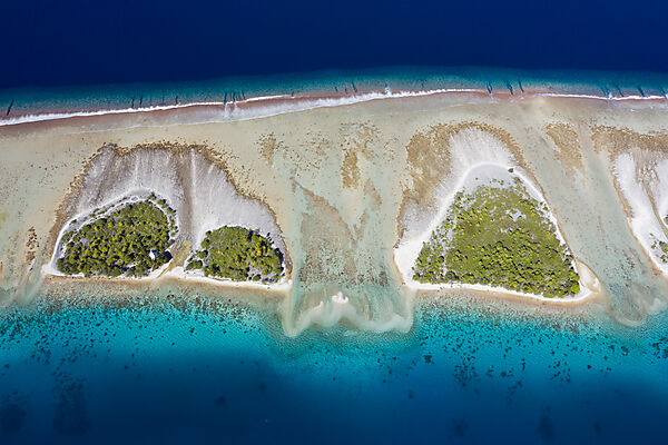 Impressions of Kauehi Atoll, Tuamotu Archipel, French Polynesia