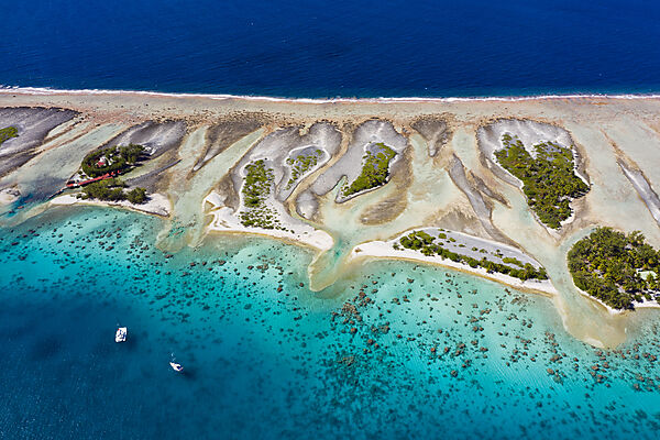 Impressions of Fakarava Atoll, Tuamotu Archipel, French Polynesia