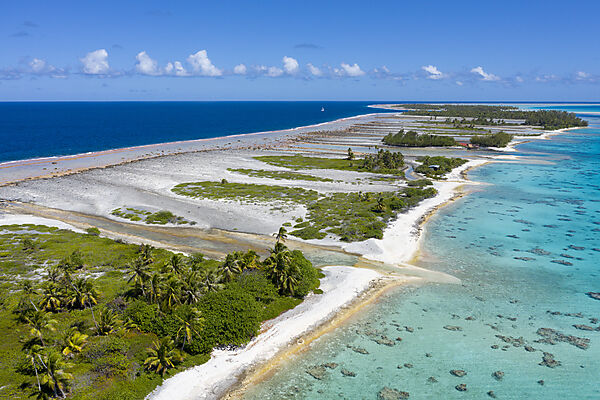 Impressions of Fakarava Atoll, Tuamotu Archipel, French Polynesia