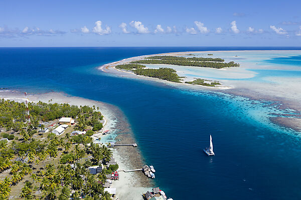 Tetamanu Pass of Fakarava Atoll, Tuamotu Archipel, French Polynesia