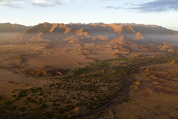 Ugab River und Brandberg, Erongo, Namibia