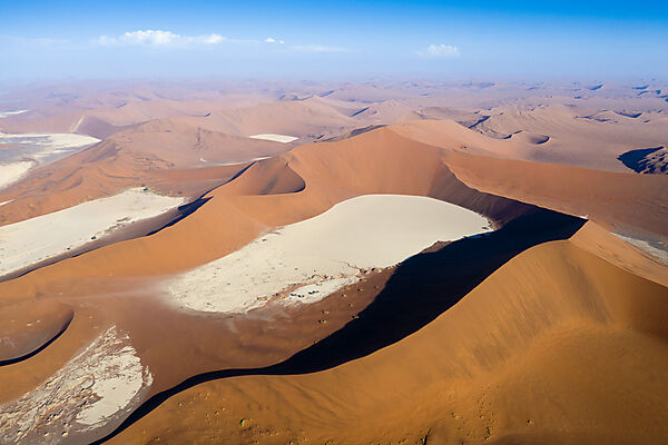 Luftaufnahme des Deadvlei, Namib Naukluft Park, Namibia