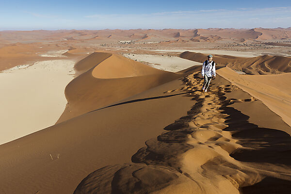 Big Daddy Duene im Deadvlei, Namib Naukluft Park, Namibia