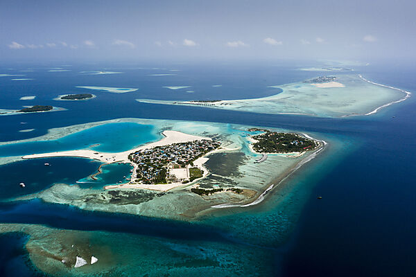 Ferieninsel Kandooma und Einheimischeninsel Guraidhoo, Sued Male Atoll, Indischer Ozean, Malediven